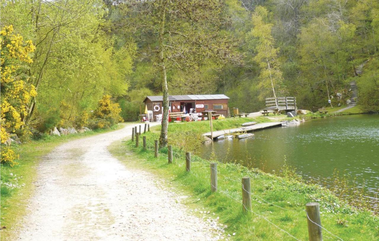 Holiday Home In Montsernelle Lithaire Bagian luar foto